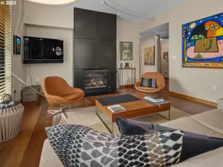 Photo #5: 23347764 Listing 