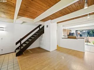 Photo #4: 23351288 Listing 