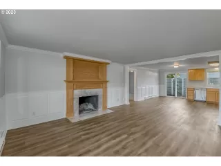 Photo #1: 23353289 Listing