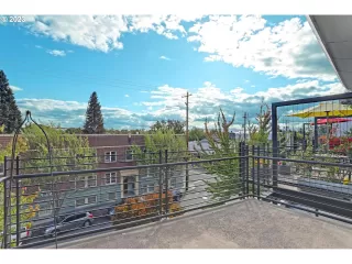 Photo #3: 23353660 Listing