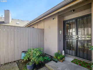 Photo #1: 23354142 Listing 