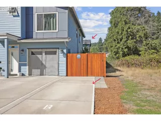 Photo #2: 23354144 Listing