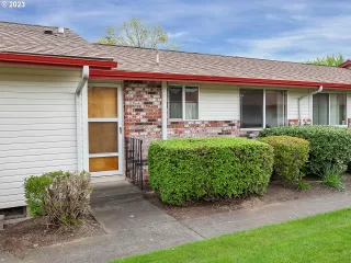 Photo #2: 23354742 Listing 