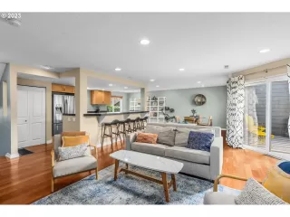 Photo #1: 23355342 Listing