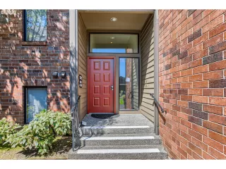 Photo #2: 23356058 Listing 