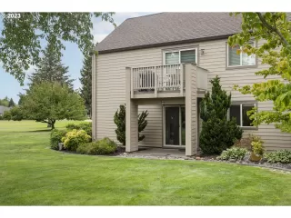 Photo #4: 23358039 Listing