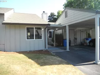 Photo #2: 23359285 Listing