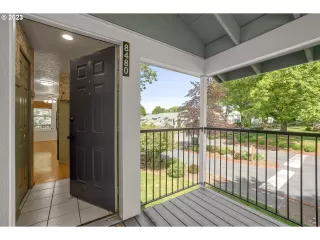 Photo #1: 23359298 Listing