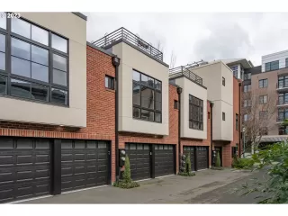 More Details about MLS # 23359623 : 1120 NW JOHNSON ST 2