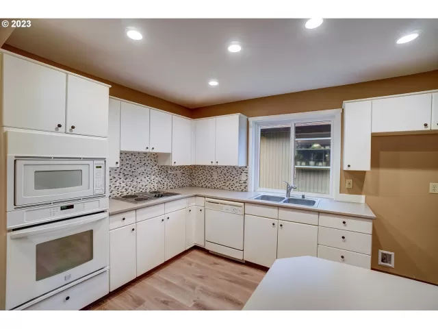 MLS: 23360393 Condo For Sale