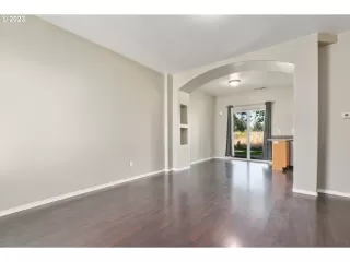 Photo #6: 23362212 Listing 