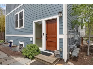 Photo #4: 23365424 Listing 