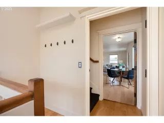 Photo #5: 23365424 Listing 