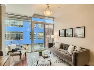 Photo #3: 23366162 Listing 