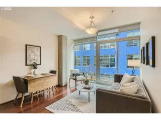 Photo #4: 23366162 Listing 