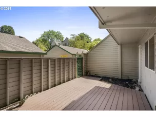 Photo #2: 23367005 Listing 