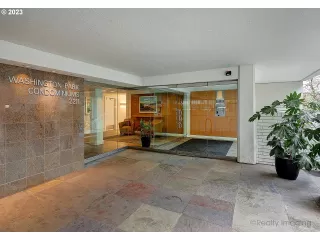 Photo #3: 23367954 Listing 