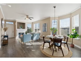 Photo #4: 23368488 Listing