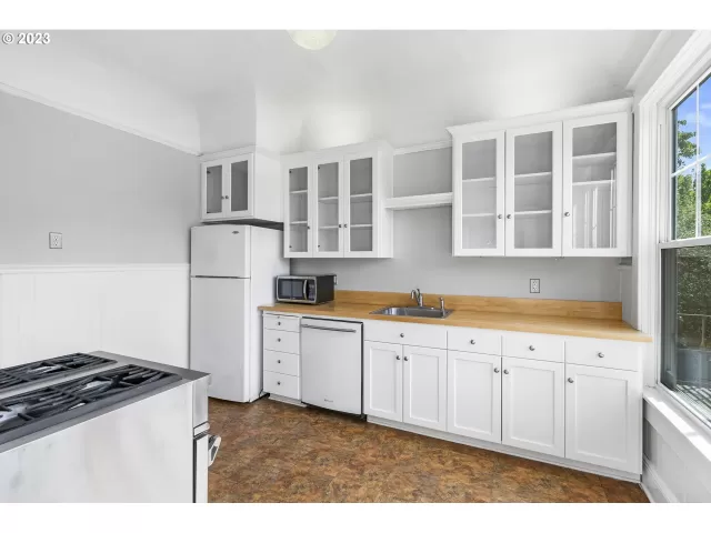 MLS: 23370708 Condo For Sale