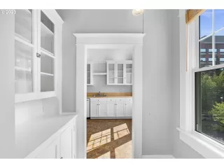 Photo #1: 23370708 Listing 