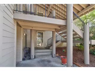 Photo #3: 23373728 Listing 