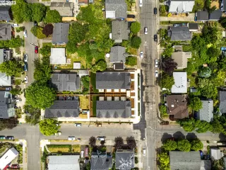 Photo #2: 23373746 Listing