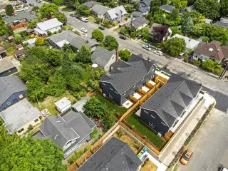 Photo #4: 23373746 Listing