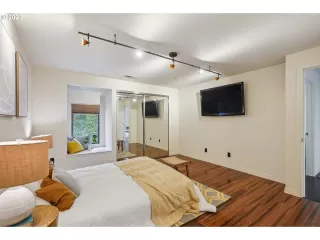 Photo #4: 23374555 Listing 