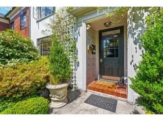 Photo #3: 23378002 Listing 