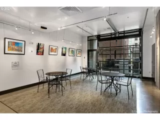 Photo #3: 23378935 Listing 