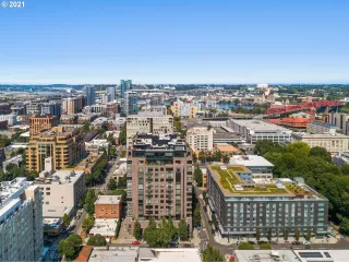 Photo #5: 23378935 Listing 