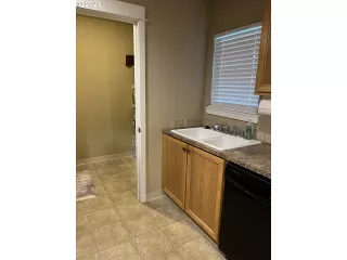 Photo #3: 23379337 Listing 