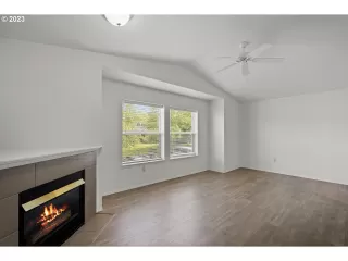 Photo #4: 23383770 Listing 