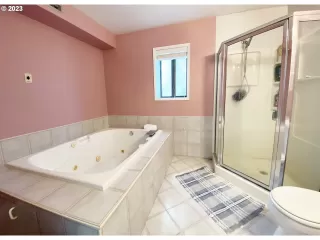 Photo #1: 23384445 Listing