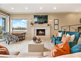 Photo #5: 23385775 Listing