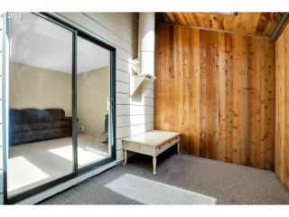 Photo #5: 23387996 Listing 