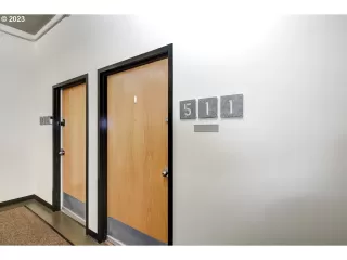 Photo #6: 23388709 Listing 