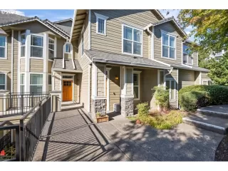 Photo #2: 23390037 Listing