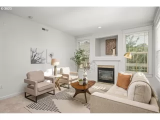 Photo #6: 23390037 Listing