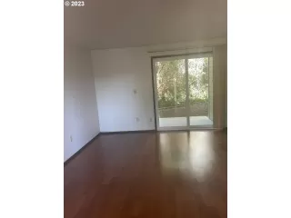 Photo #1: 23390704 Listing 