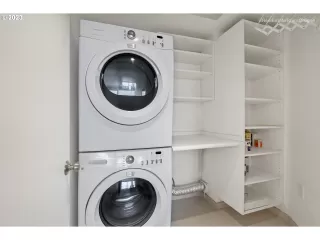 Photo #1: 23391191 Listing 