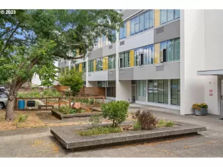 Photo #1: 23393154 Listing 