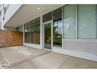 Photo #3: 23393154 Listing 