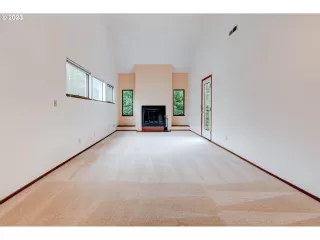 Photo #3: 23393543 Listing 