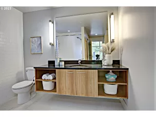 Photo #5: 23394461 Listing 