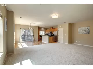 Photo #6: 23394927 Listing 