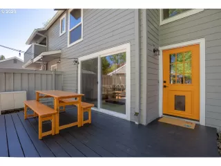 Photo #2: 23395821 Listing