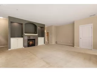 Photo #5: 23395896 Listing 