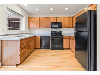 Photo #1: 23396766 Listing