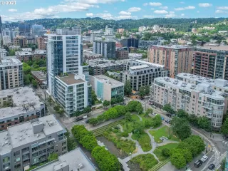 Photo #2: 23398244 Listing